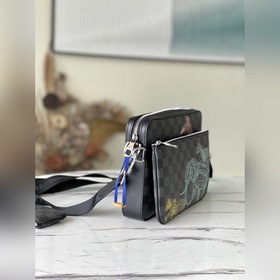 LV Артикул： N58040  Trio Почтовая сумка На поверхностиз канваса