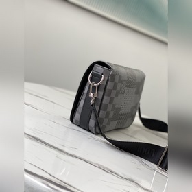 LV Модель： N50013 Цвет： графитовый Сумка Studio Изготовлена из 