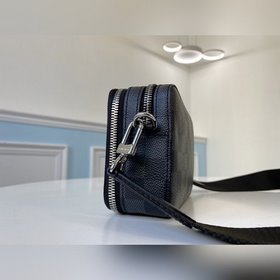 LV Артикул： M60418 Black Сумка Alpha Осенне-зимняя коллекция 202