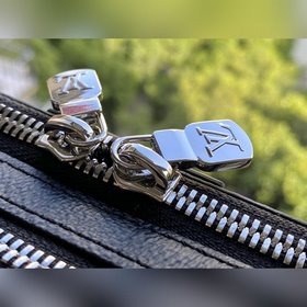 LV Артикул： M60418 Black Сумка Alpha Осенне-зимняя коллекция 202