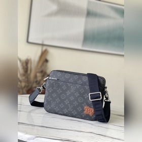 LV Модель： M46340 Сумка-почтальон Тенденция, отражающая дух сво