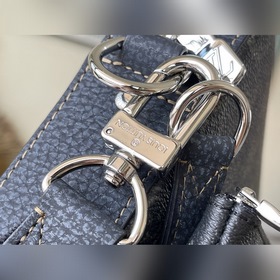 LV Модель： M46340 Сумка-почтальон Тенденция, отражающая дух сво