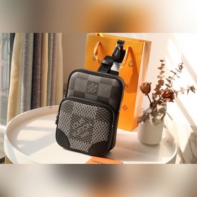 LV NANO AMAZON Почтовая сумка Артикул： N20207 Изготовлена из тка
