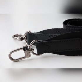 LV Артикул： N50026 Сумка STUDIO Эта сумка-почтальон Studio изгот