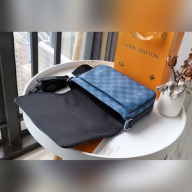 LV Артикул： N50026 Сумка STUDIO Эта сумка-почтальон Studio изгот