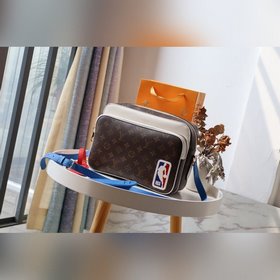 LV Артикул： M85141 Совместная серия NBA NIL MESSENGER Почтовая