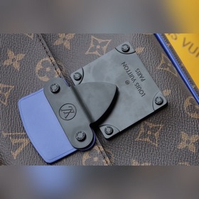 LV 【 S Lock Почтовая сумка】 Артикул： M45683 Эта модель изготовле