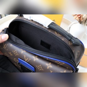 LV 【 S Lock Почтовая сумка】 Артикул： M45683 Эта модель изготовле