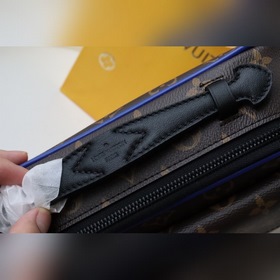 LV 【 S Lock Почтовая сумка】 Артикул： M45683 Эта модель изготовле