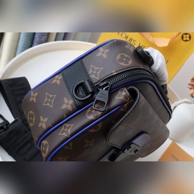 LV 【 S Lock Почтовая сумка】 Артикул： M45683 Эта модель изготовле