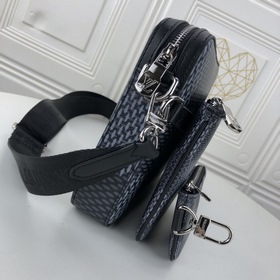 LV Модель M69443 Черный Мужской комплект из трех предметов Poche