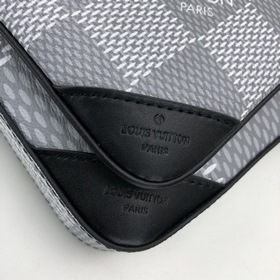 LV Модель： M69443 Белая клетка Мужской комплект из трех предметов