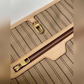 LV Модель M50156 Сумка Calvi Проводите рабочие дни в городе, а вы