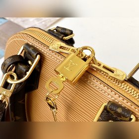 LV Модель M40302 Alma BB Classic Bag Эта небольшая сумка удобна д