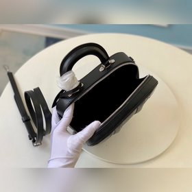 LV Модель M44582 MINI LUGGAGE Сумка Nicolas Ghesquière продолжает