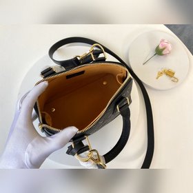 LV Модель M44829 Черный NEO ALMA bb Сумка Черная кожа Empreinte 