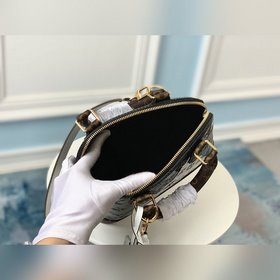 LV Модель M91606 Черная сумка Alma В весенней коллекции 2019 года