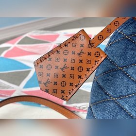 LV модель M55048 сумочка-ракушка В начале осени 2019 года обновле