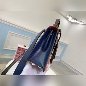 LV Модель M90376 Вишневый SPRING STREET Сумка Сумка Spring Stree