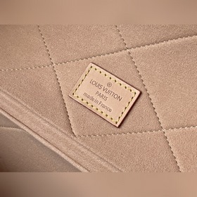 LV Артикул： M20210 Старый дизайн. Внимание： данная модель тяжелая