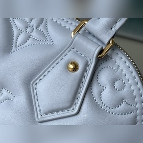 LV Модель M59822 Синяя сумка BB Воплощая дух стиля ар-деко 1930-