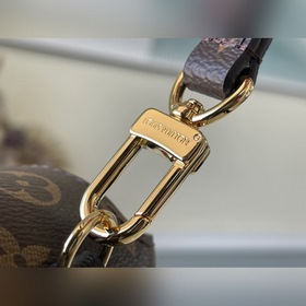 LV Артикул： M44259 Черная сумка-мессенджер Deep Dive Classic Сум