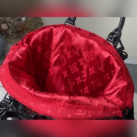 LV Артикул： M20355 Сумка из серии e Capsule Лакированная кожа б