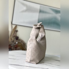 LV Артикул： M20788 Слоновая кость, большой Модель M20703 Сумка 