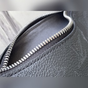 LV Артикул： M20788 Черный, большой размер M20703 Сумка Изготовл