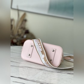 LV Артикул： M40302 Розовый маленький клатч Изысканные швы по кра