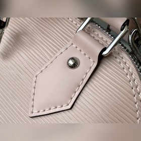 LV Артикул： M40302 Розовый маленький клатч Изысканные швы по кра