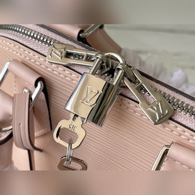 LV Артикул： M40302 Розовый маленький клатч Изысканные швы по кра