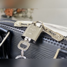 LV Артикул： M40302 Черный Сумка Alma BB Одна из самых знаковых 