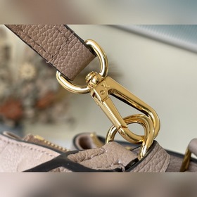 LV Артикул： M45833 Серая сумка Grand Palais с тиснением Мягкая к