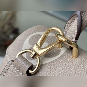 LV Артикул： M46041 Двухцветная сумка из зернистой кожи Средняя с