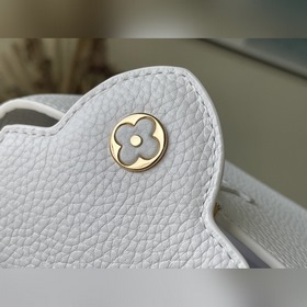 LV Артикул： M48865 Белая мини-сумочка Деликатный блеск кожи подч