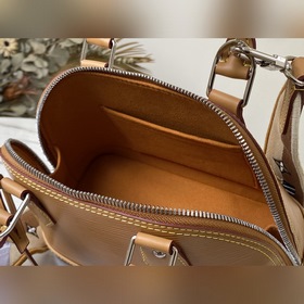 LV Модель： M57540 Карамельно-коричневая сумка Alma BB Одна из са