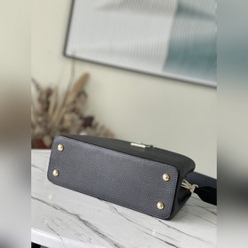 LV Модель： M59066 Сумка из цельнозернистой кожи с логотипом, све