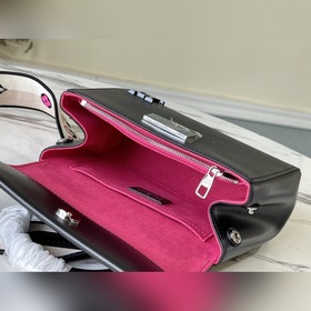 LV Артикул： M59134  Мини-сумка Cluny Два стиля съемным плечевым