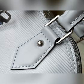 LV Модель： M59345 Светло-синий. Одна из культовых моделей сумок 