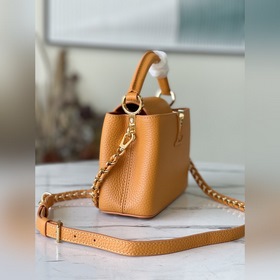 LV Модель： M59709 Оранжевая мини-сумка Изготовлена из яркой кожи