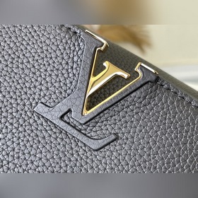 LV Артикул： M59709 Черный Мини-сумка Изготовлена из яркой кожи,