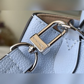 LV Модель： M59950 Синяя сумка BB Изготовлена из зернистой кожи E