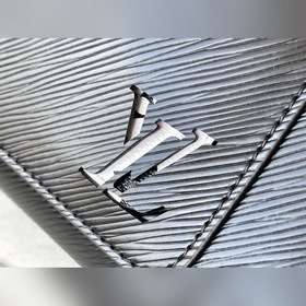 LV Модель： M59952 Черная сумка BB небольшого размера Изготовлена