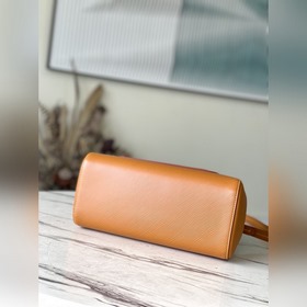 LV Модель： M59953 Карамельно-коричневый, средний размер Средняя