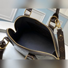 LV Артикул： M90584  Сумка Alma BB Блестящая кожа Monogram Verni