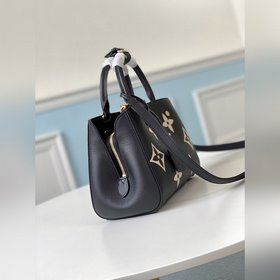 LV Модель M41053 MONTAIGNE с большим тиснением, черный, маленька