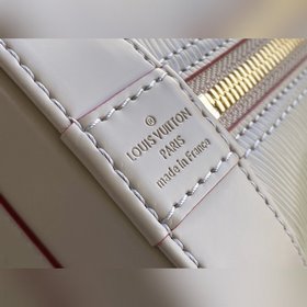 LV Модель： M57028 Слоновая кость  Сумка Alma BB Классическая фо