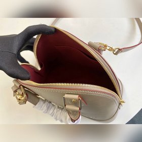 LV Модель： M57028 Слоновая кость  Сумка Alma BB Классическая фо