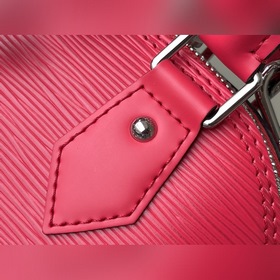 LV Сумка Alma BB Артикул： M59346 Сумка Alma BB, одна из самых з